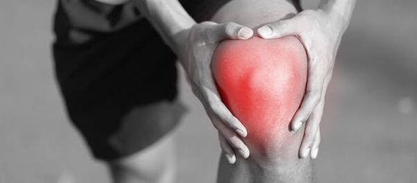 Bolest kloubů u muže